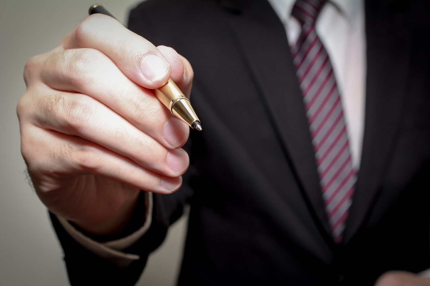 נזקי גוף והבחירה בין עימות מתמשך להחלטות שקולות